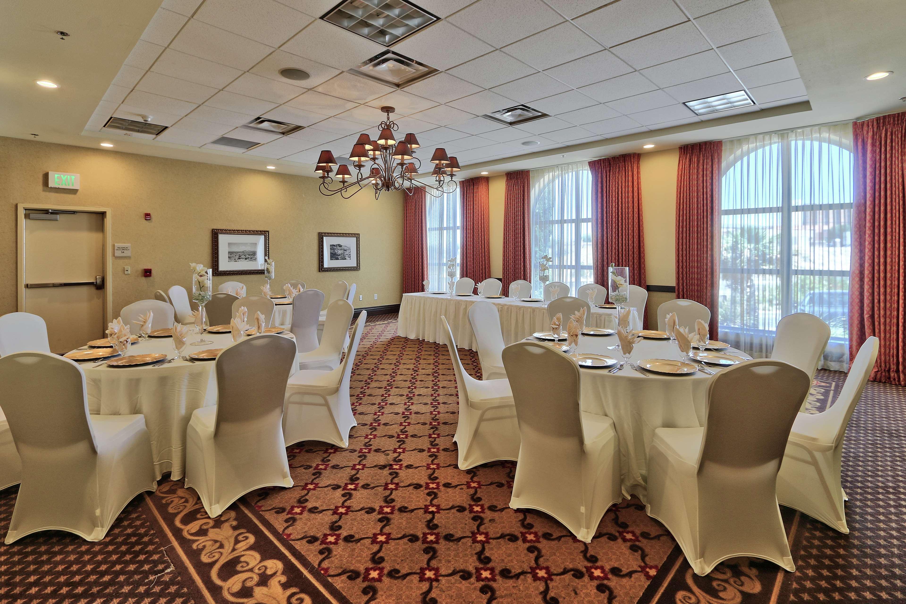 Hilton Garden Inn Лас-Крусес Экстерьер фото
